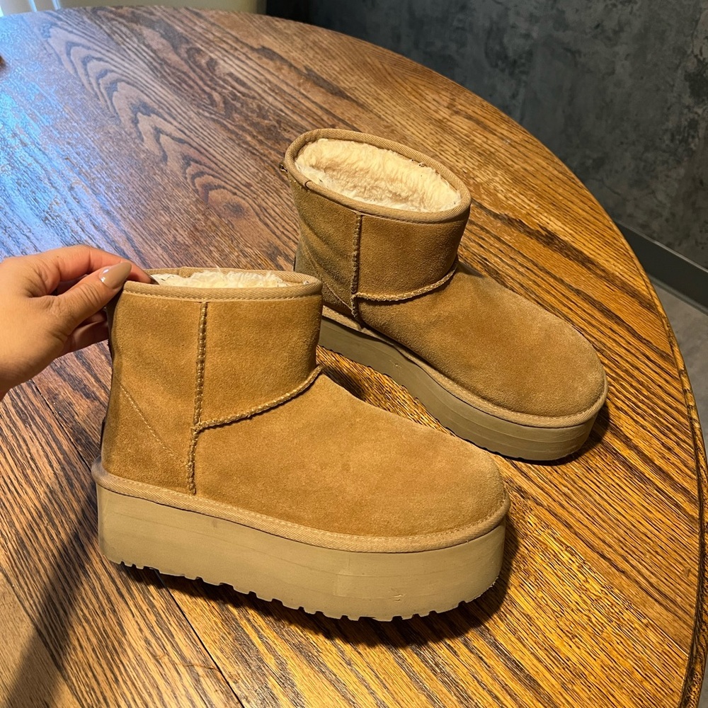 Ugg Platform Mini